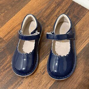 L’Amour F21 Caitlin Patent Navy Dress Shoes – Like New, Worn Once, Velcro Closur